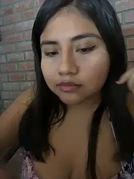 Snapshot of Aurora-love chatting on July 30, 2026, 2:10 am Aurora-love online show from July 30, 2026, 2:10 am