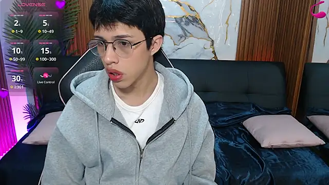 Martin tay online show from July 25, 2026, 6:49 pm
