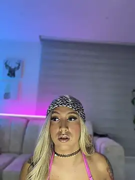 Snapshot of Violet_Goddess1 chatting on July 21, 2026, 1:19 am Violet Goddess1 online show from July 21, 2026, 1:19 am