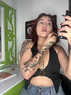 LeidySavage online show from July 25, 2026, 1:15 am