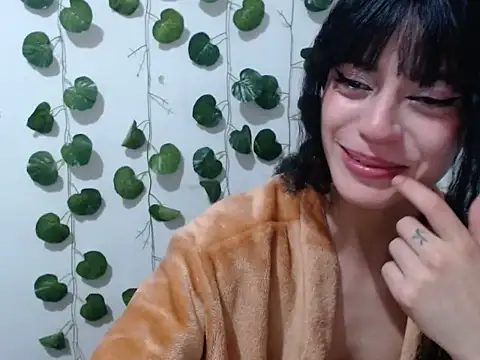Snapshot of seraphina_31 chatting on July 23, 2026, 4:43 am seraphina 31 online show from July 23, 2026, 4:43 am