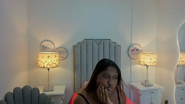 abril castro  online show from July 22, 2026, 7:05 pm