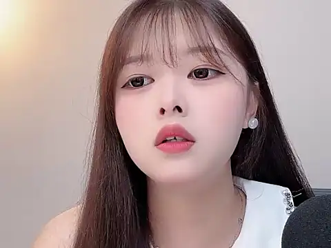 Winnie005 online show from July 20, 2026, 2:59 am