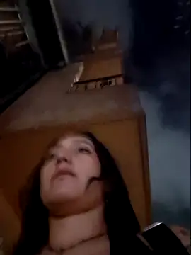 Snapshot of Evelyn_outdoors chatting on July 19, 2026, 3:32 am Evelyn outdoors online show from July 19, 2026, 3:32 am