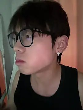 Snapshot of Ethan_64724 chatting on July 18, 2026, 7:01 am Ethan 64724 online show from July 18, 2026, 7:01 am