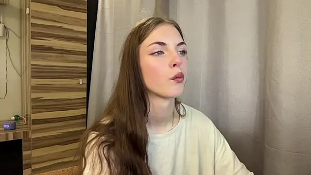 Clara kitty online show from July 20, 2026, 6:06 am