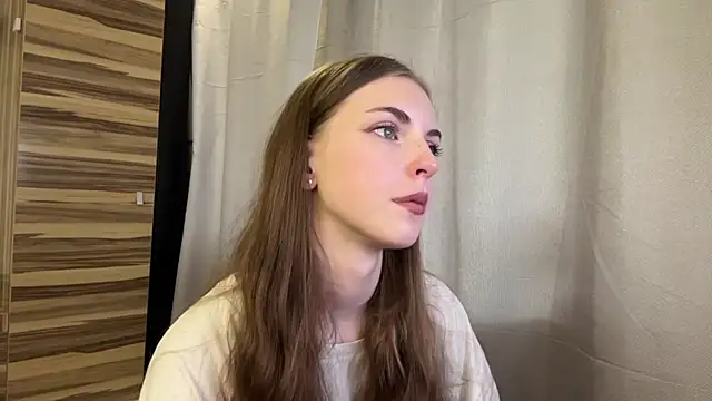 Clara kitty online show from July 25, 2026, 6:22 am