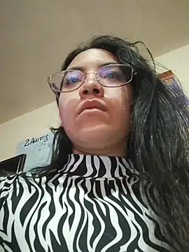 mybonnie24 online show from July 28, 2026, 6:31 pm