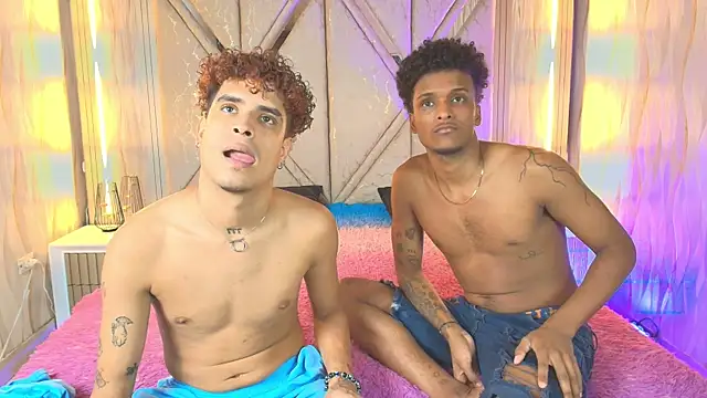 Snapshot of exotic_boysxx chatting on July 26, 2026, 1:25 am exotic boysxx online show from July 26, 2026, 1:25 am