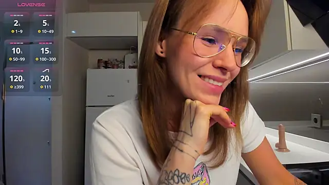 Snapshot of SoniaMyers chatting on July 21, 2026, 8:33 pm SoniaMyers online show from July 21, 2026, 8:33 pm