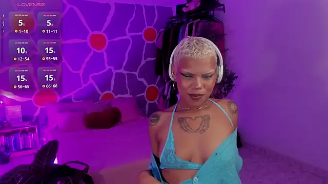 lisa silverstar online show from July 28, 2026, 8:52 pm