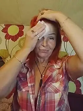 SandraCassandra online show from July 17, 2026, 6:13 pm