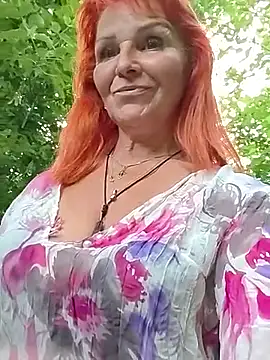 SandraCassandra online show from July 26, 2026, 4:03 pm