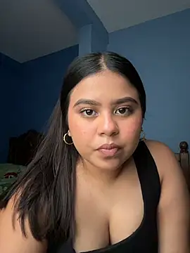 queen valki online show from August 7, 2026, 8:11 pm