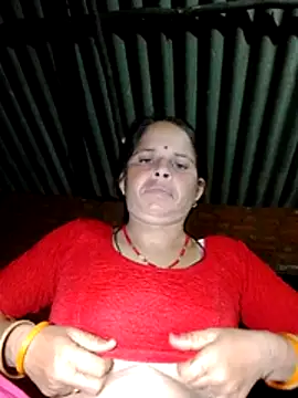 Snapshot of miss_reena93036 chatting on July 23, 2026, 4:38 pm miss reena93036 online show from July 23, 2026, 4:38 pm