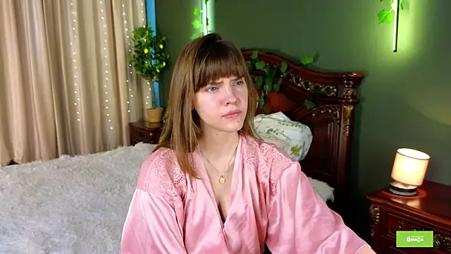 Snapshot of Aurora_vale chatting on July 19, 2026, 9:35 am Aurora vale online show from July 19, 2026, 9:35 am
