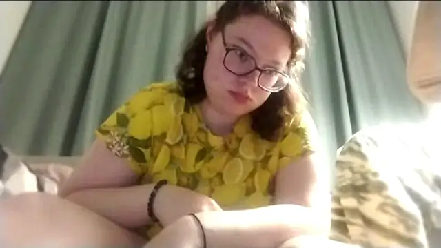 MulaVixen online show from July 23, 2026, 8:18 pm