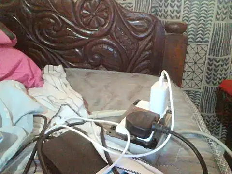 Snapshot of queenzulfa chatting on August 8, 2026, 9:00 am queenzulfa online show from August 8, 2026, 9:00 am