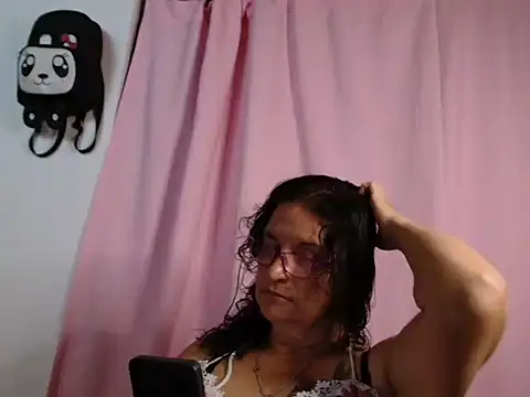 Snapshot of consentidamummy09 chatting on July 30, 2026, 12:53 am consentidamummy09 online show from July 30, 2026, 12:53 am
