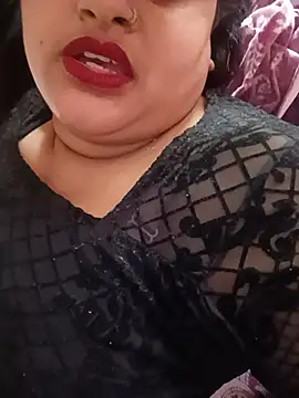 Snapshot of Queen_Karishma chatting on July 30, 2026, 10:58 am Queen Karishma online show from July 30, 2026, 10:58 am