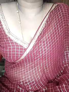 Tamil hot Shalini online show from July 18, 2026, 9:02 am