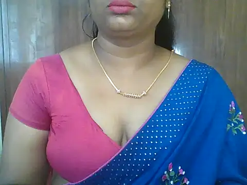 Tamil hot Shalini online show from July 26, 2026, 9:16 am