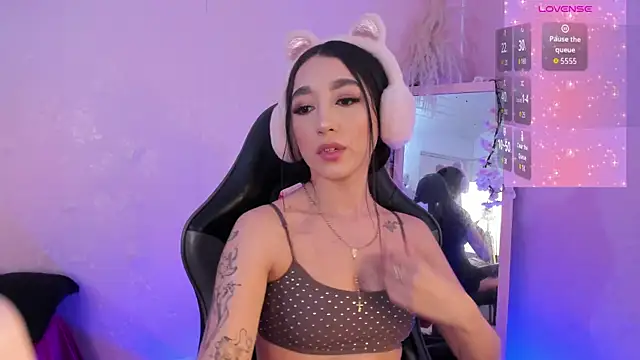 Snapshot of AngeelBlosoom_ chatting on July 28, 2026, 8:34 pm AngeelBlosoom online show from July 28, 2026, 8:34 pm