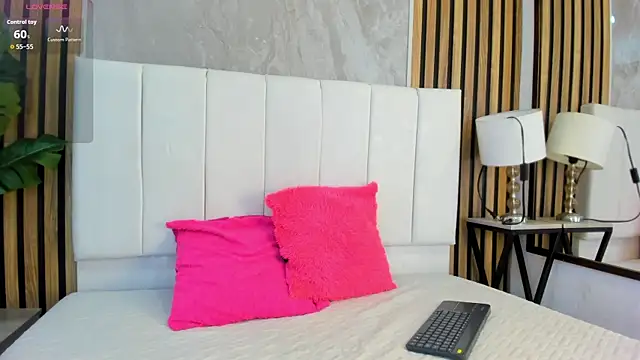Snapshot of Amelie_12 chatting on July 20, 2026, 3:10 am Amelie 12 online show from July 20, 2026, 3:10 am