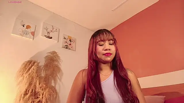 Snapshot of Rosie_lourent chatting on July 24, 2026, 4:43 am Rosie lourent online show from July 24, 2026, 4:43 am