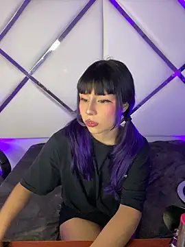 Ami L online show from July 20, 2026, 2:48 am