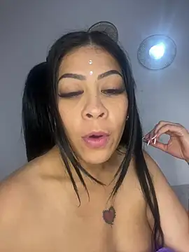 Leidy09Z online show from July 27, 2026, 6:42 am