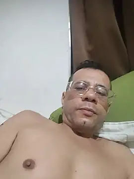 Snapshot of allexpraia chatting on July 27, 2026, 5:25 am allexpraia online show from July 27, 2026, 5:25 am