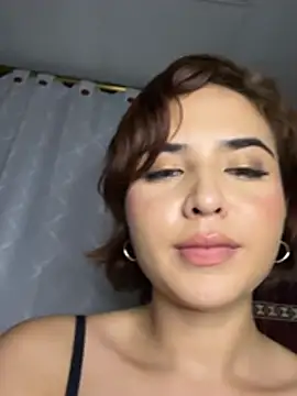 LadyScarlett  online show from July 23, 2026, 12:24 am