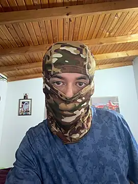 miguelrod22 online show from July 29, 2026, 2:21 am
