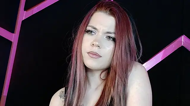Breezellyn online show from July 28, 2026, 8:12 pm
