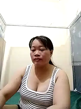 Snapshot of Sya-big chatting on July 26, 2026, 2:13 pm Sya-big online show from July 26, 2026, 2:13 pm
