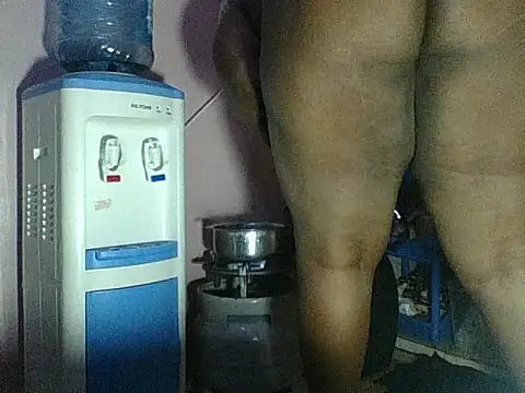 naughty chubbyv online show from July 26, 2026, 7:21 pm