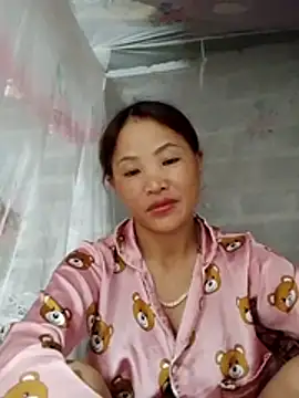 Snapshot of Mie-Miee chatting on July 23, 2026, 9:02 pm Mie-Miee online show from July 23, 2026, 9:02 pm