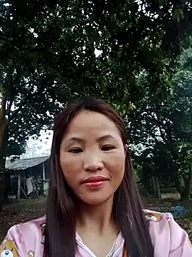 Snapshot of Mie-Miee chatting on July 27, 2026, 10:50 pm Mie-Miee online show from July 27, 2026, 10:50 pm