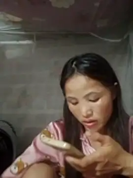 Snapshot of Mie-Miee chatting on July 28, 2026, 1:54 pm Mie-Miee online show from July 28, 2026, 1:54 pm