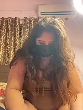 Snapshot of gurleen_kirat chatting on July 22, 2026, 5:49 pm gurleen kirat online show from July 22, 2026, 5:49 pm