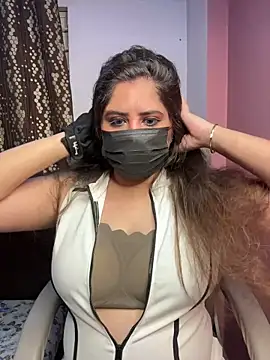 Snapshot of gurleen_kirat chatting on July 29, 2026, 5:33 pm gurleen kirat online show from July 29, 2026, 5:33 pm