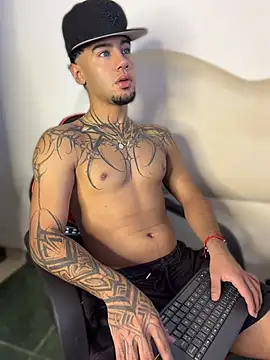 Snapshot of Adam_hot8 chatting on July 28, 2026, 2:13 pm Adam hot8 online show from July 28, 2026, 2:13 pm