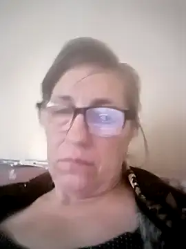 velvetsky651 online show from July 28, 2026, 2:57 pm