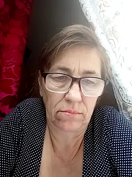 velvetsky651 online show from July 28, 2026, 4:39 pm