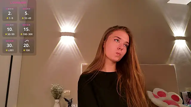 Snapshot of emmalarsson chatting on July 27, 2026, 1:18 pm emmalarsson online show from July 27, 2026, 1:18 pm