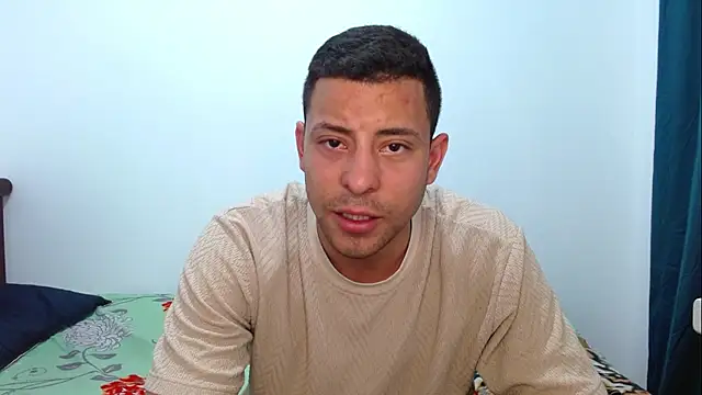Cris LaCobra  online show from July 28, 2026, 12:07 am