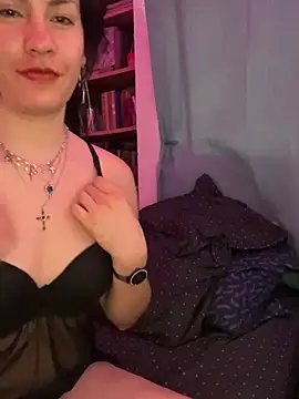 Snapshot of DiviNina chatting on July 23, 2026, 12:24 am DiviNina online show from July 23, 2026, 12:24 am