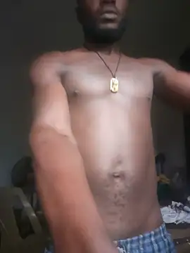 Snapshot of Francisxxx02 chatting on July 29, 2026, 6:11 am Francisxxx02 online show from July 29, 2026, 6:11 am