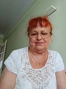 Moodberry400 online show from July 28, 2026, 6:31 am